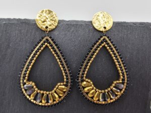 Orientalischer Zauber in Gold & Schwarz