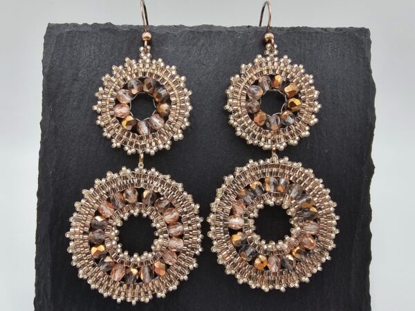 Elegante Ohrringe mit Miyuki-Perlen in vier Farben